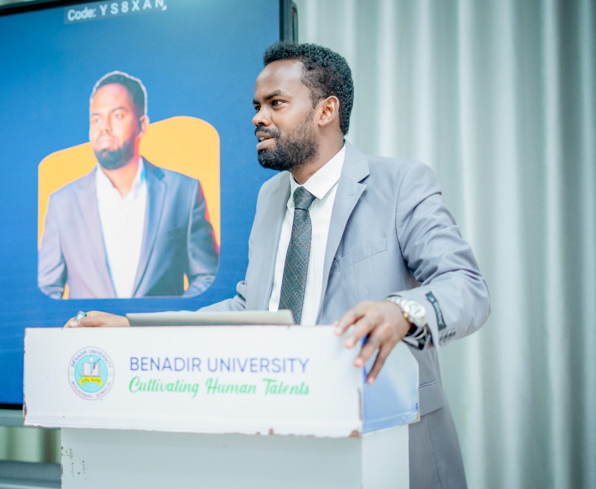 Mohamed Omar Abdulle Makaran, PhD, presenting at the El Niño and climate resilience workshop at Benadir University